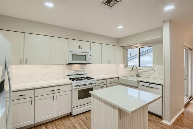 Building Photo - 12408 Turtleback Ln