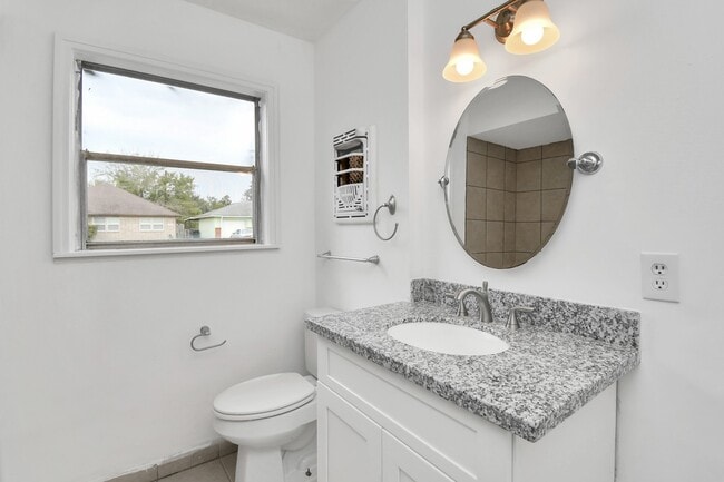 Building Photo - 8534 Fillmore St