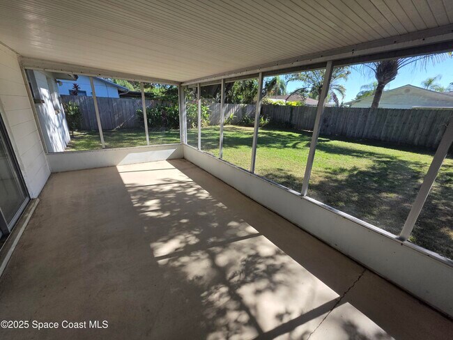 Building Photo - 2615 St Michel Ave