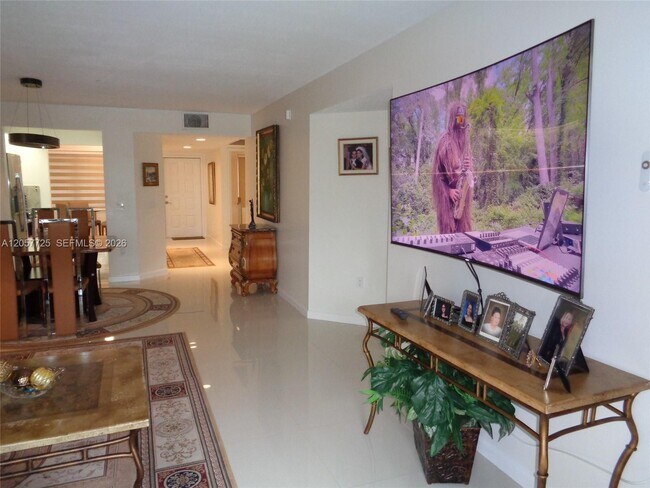Building Photo - 701 SW 141st Ave