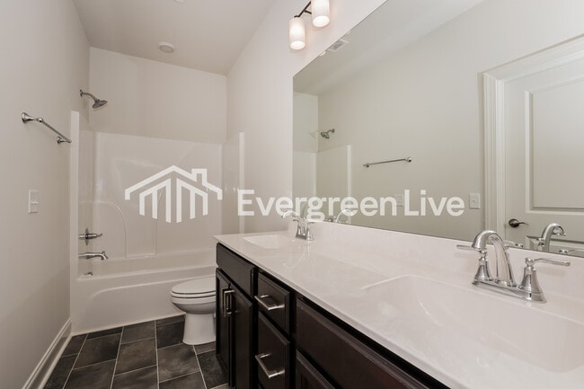 Building Photo - 738 Elkins Dr