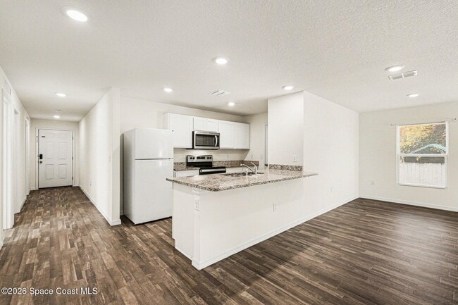 Building Photo - 711 Darlington Ave SW