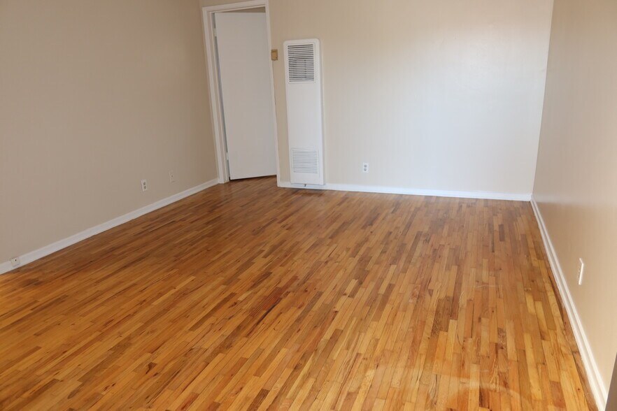 Building Photo - 1336 Berkeley St