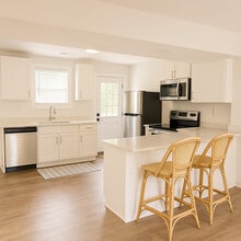 Building Photo - 930 Battery Ave