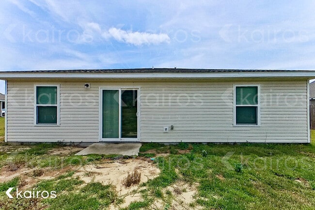 Building Photo - 157 Cora Rd