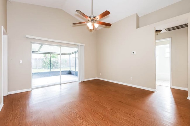 Building Photo - 10926 Brucehaven Dr