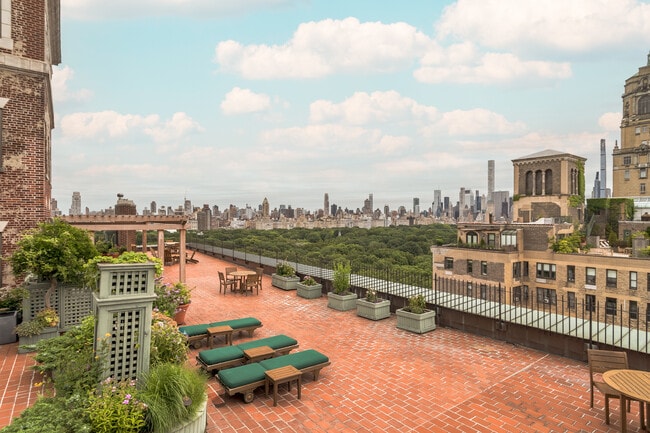 Building Photo - 230 Central Prk W