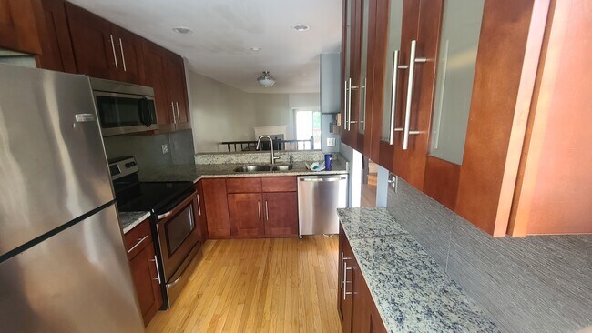 Building Photo - 2163 Whisper Way