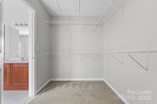 Building Photo - 5006 Rosewater Ln