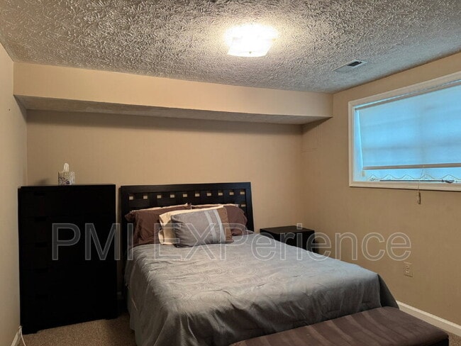 Building Photo - 5861 E Boniwood Turn