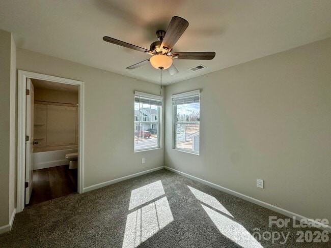 Building Photo - 4130 County Down Ave