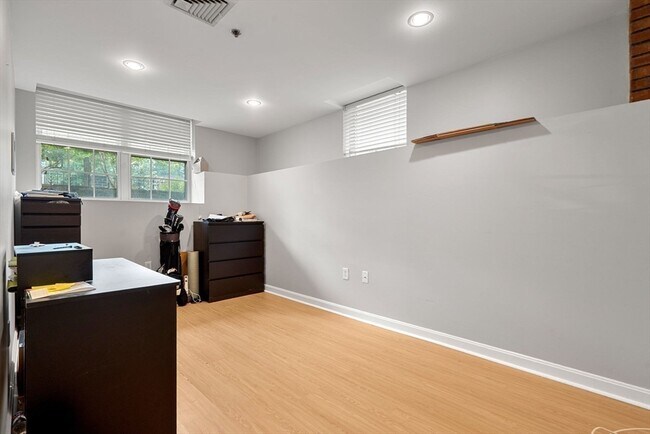 Building Photo - 2277 Massachusetts Ave
