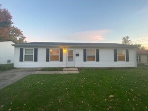 Building Photo - 3533 Alamosa Dr