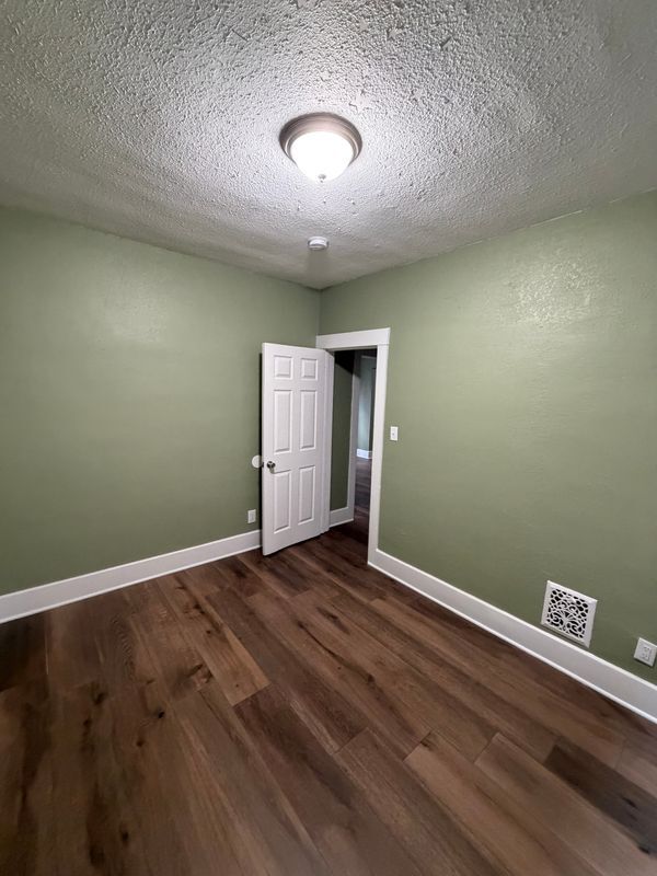 Building Photo - 7263 Senator St