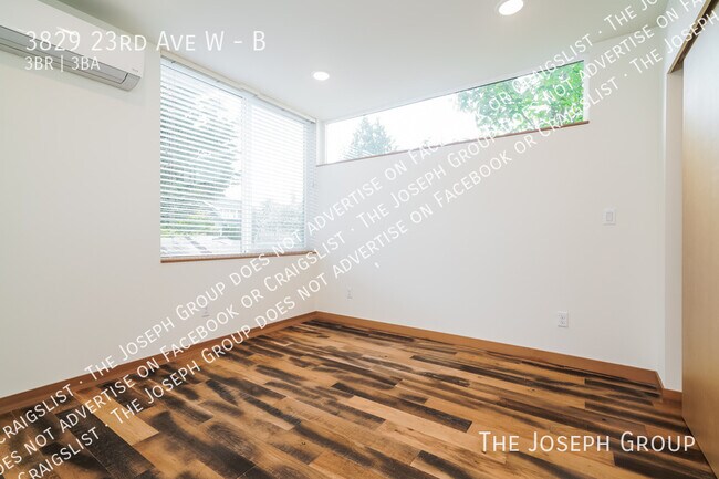 Building Photo - 3829 23rd Ave W