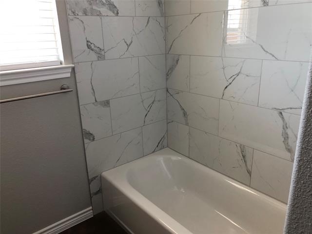 Building Photo - 1028 CR 327