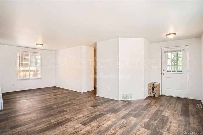 Building Photo - 8057 Bryant St