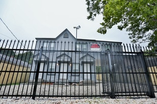 Building Photo - 3203 Elgin St