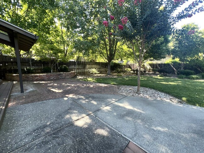Building Photo - Immaculate 3/2 Near Big Chico Creek-Must See!