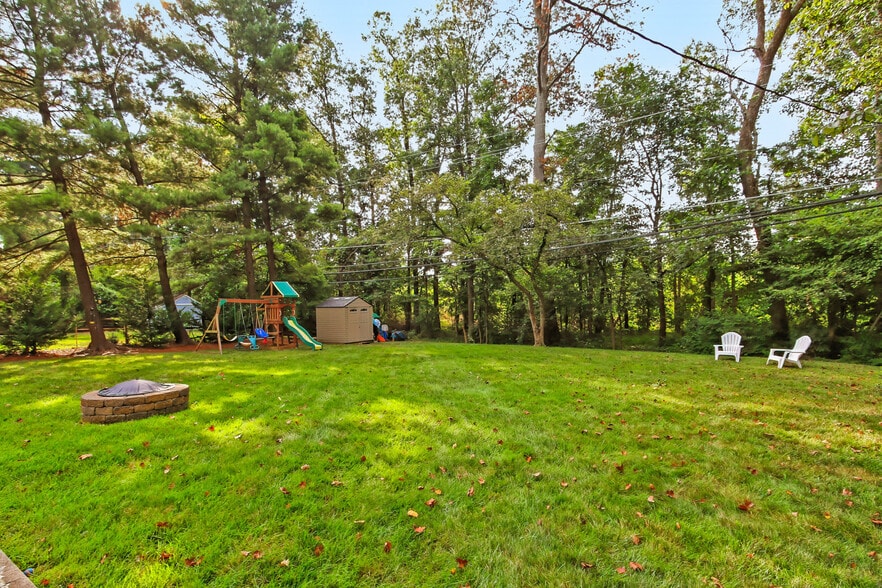 Building Photo - 13007 Melville Ln