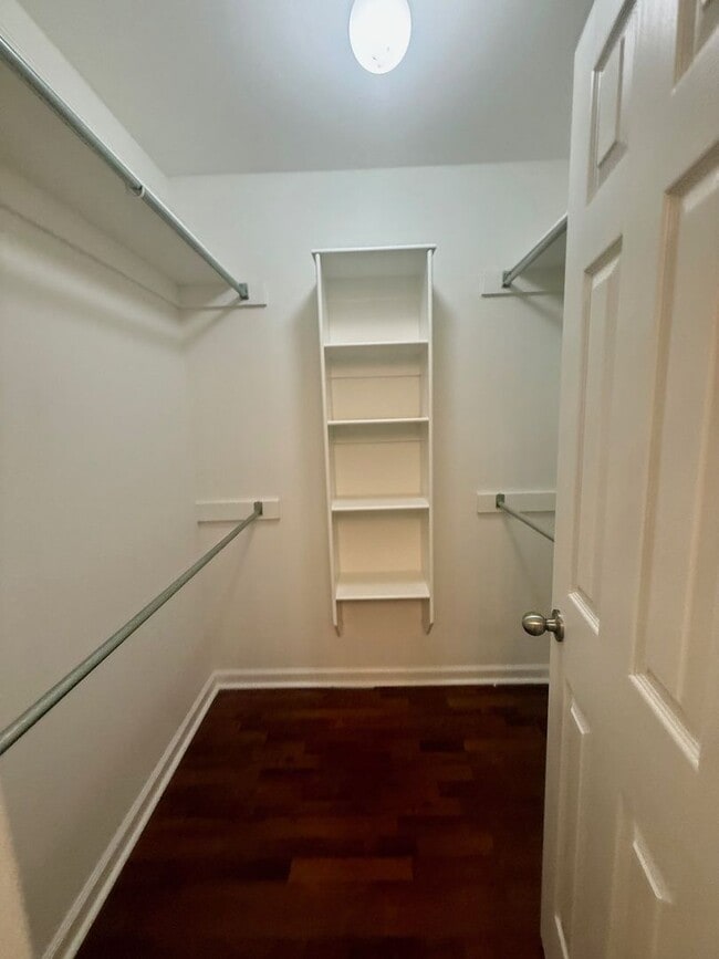 Building Photo - 13706 Apple Glen Cove