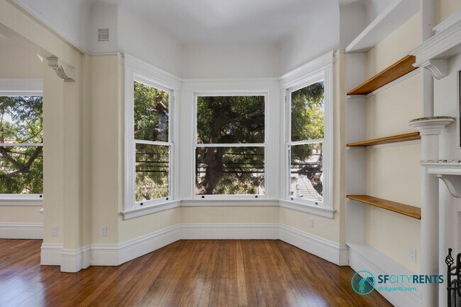 Building Photo - Intimate Luxury Space w/ Chef's Kitchen, 2 New Baths; Private Deck Overlooks Zen Courtyard