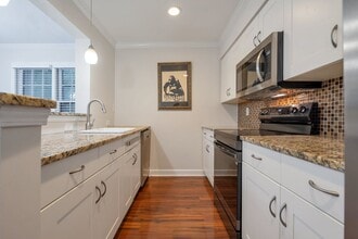 Building Photo - Spacious 2/2 Condo w/ Great Roommate Setup!