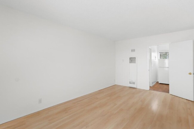 Interior Photo - 1641 Westgate Avenue,