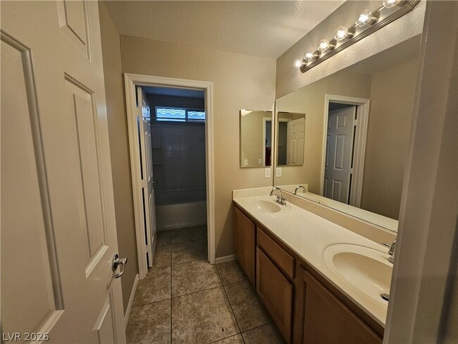 Building Photo - 520 Foster Springs Rd