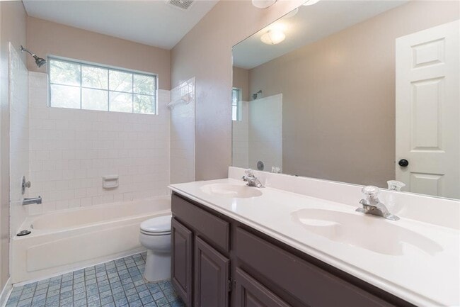 Building Photo - 5215 Heathervale Ct