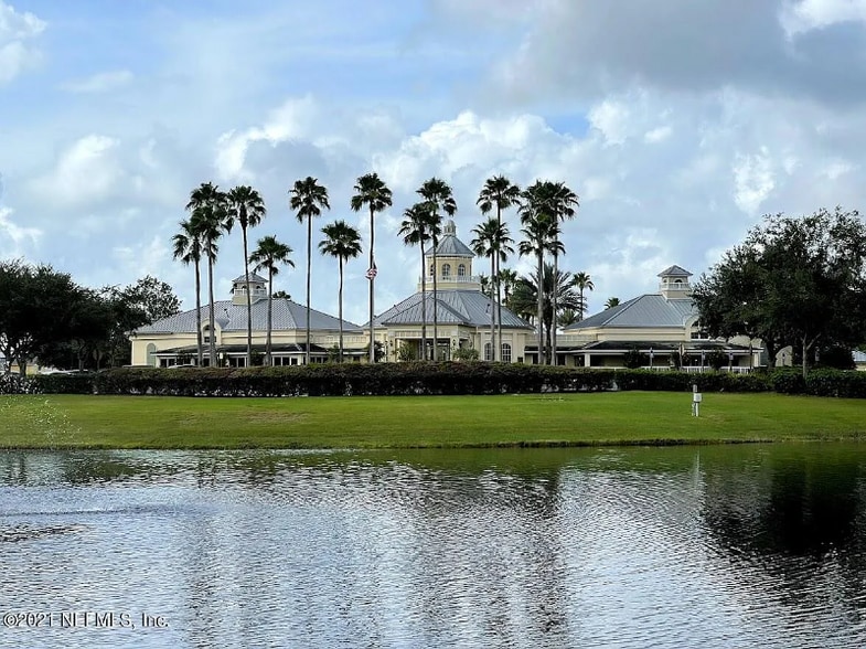 Building Photo - 5924 Bartram Village Dr