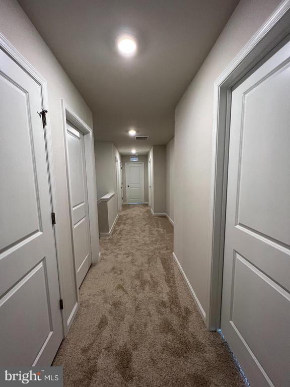 Building Photo - 34 Roberta Wy.