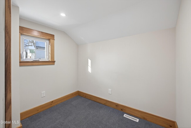 Building Photo - 34 Wilton Rd