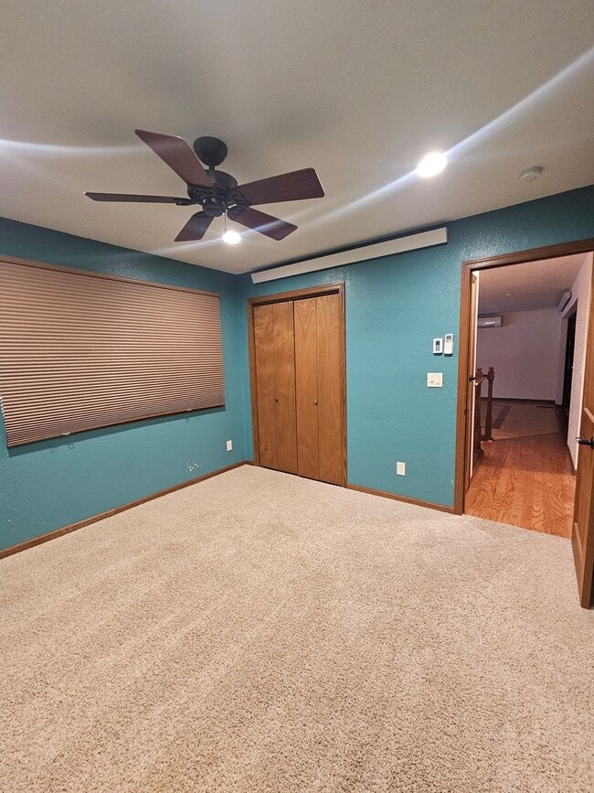 Building Photo - 4 BED | 2 BATH | DOUBLE GARAGE | PET NEGOT...