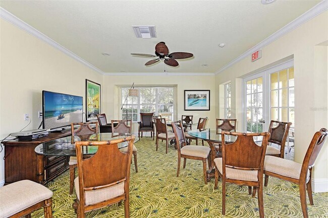 Building Photo - 232 Hidden Bay Dr