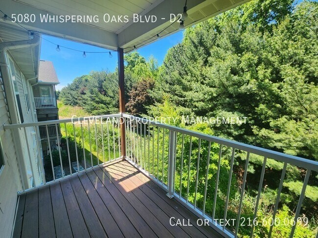 Building Photo - 5080 Whispering Oaks Blvd