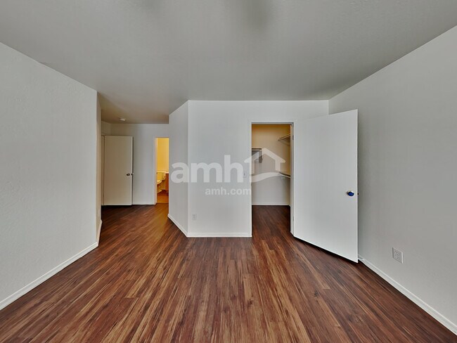 Building Photo - 15030 N 150th Ln