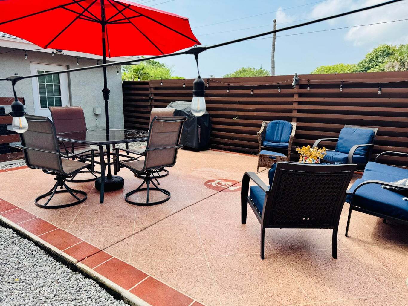 Building Photo - 601 N E St