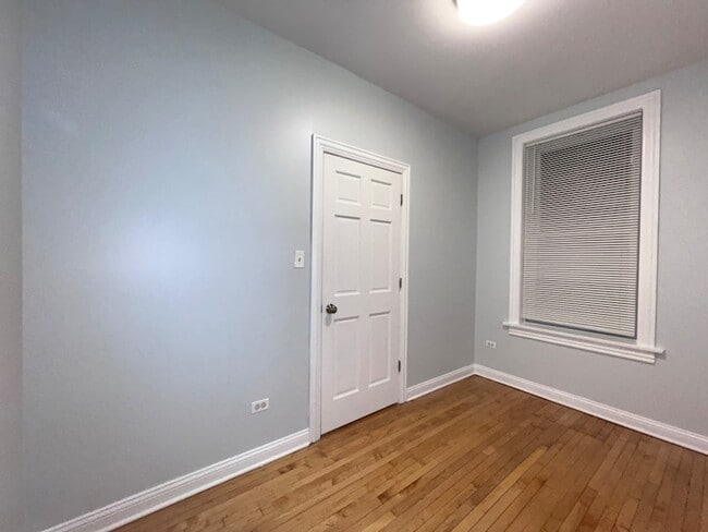 Building Photo - 4815 S Elizabeth St