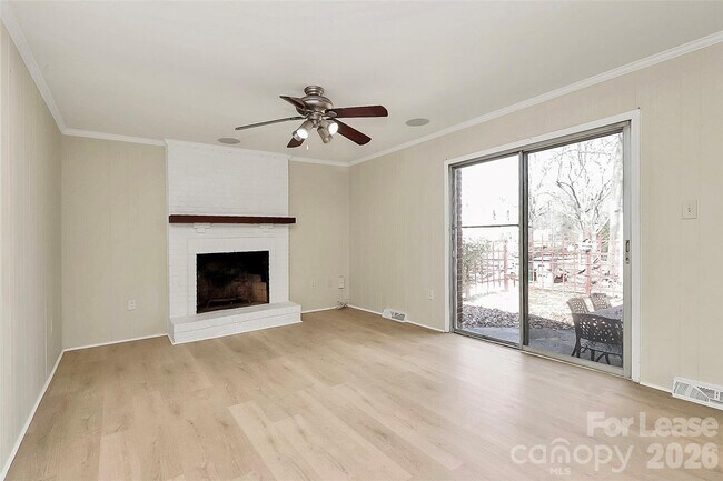 Building Photo - 6635 Olde Savannah Rd