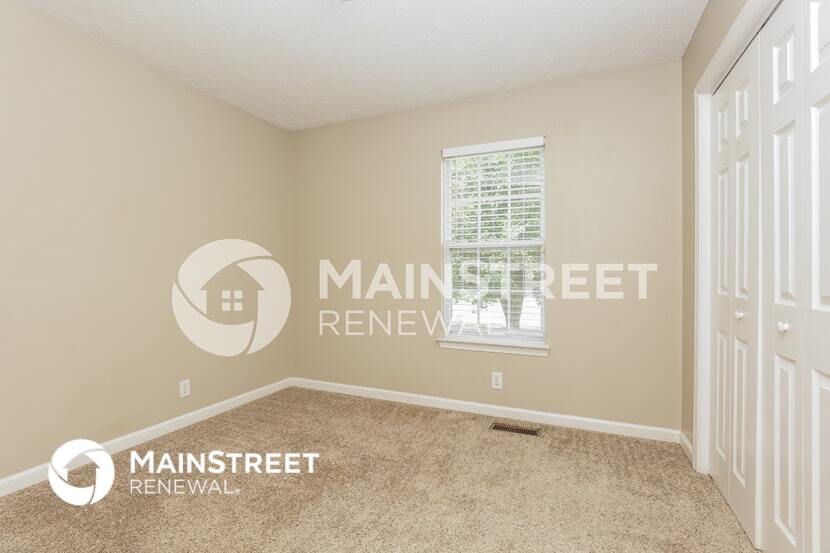 Building Photo - 728 Stone Hedge Dr