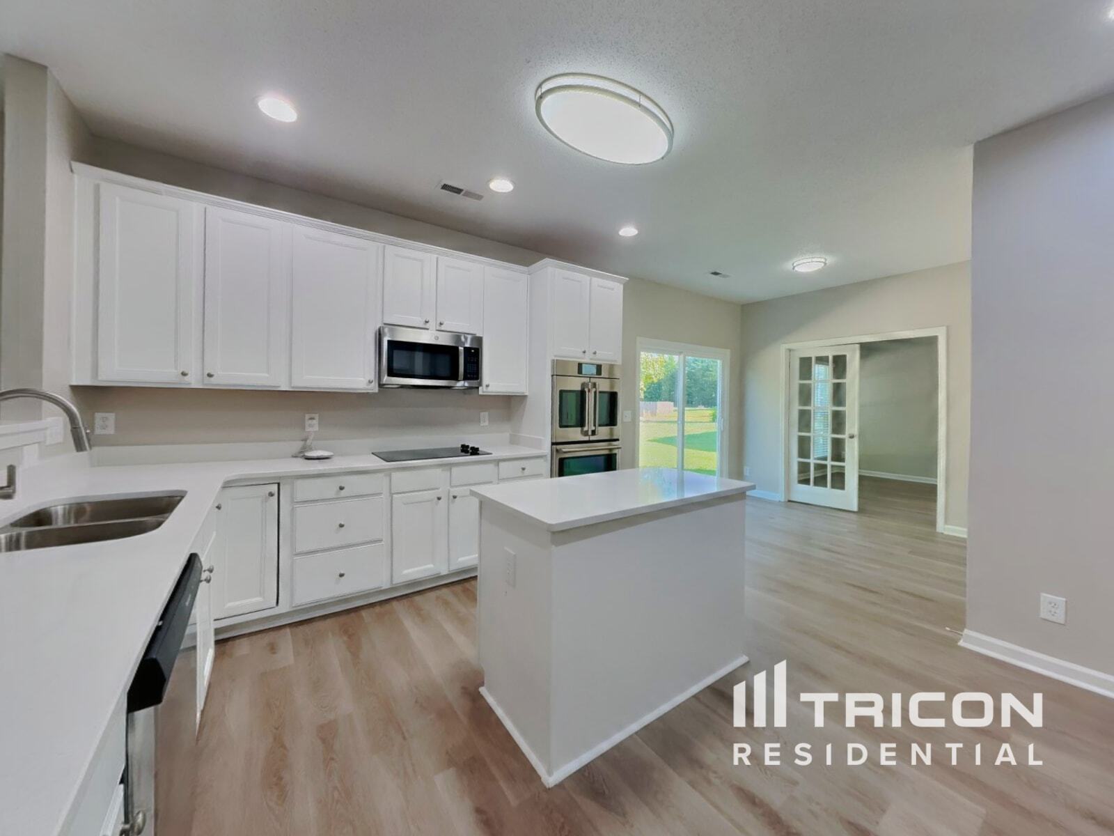 Building Photo - 3681 McGinty Dr