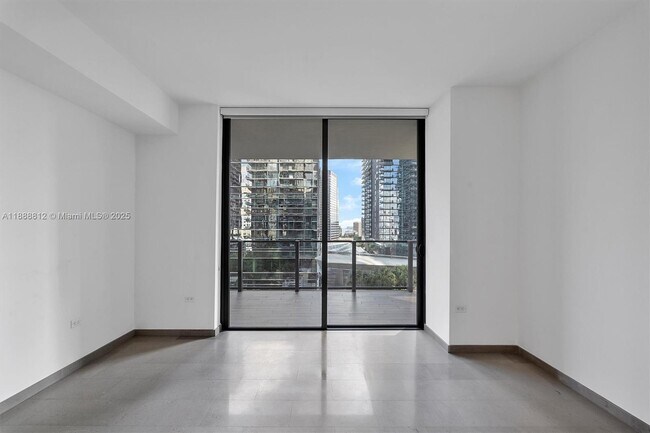 Building Photo - 88 SW 7th St