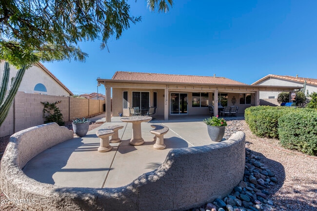 Building Photo - 20615 N Ventana Dr W