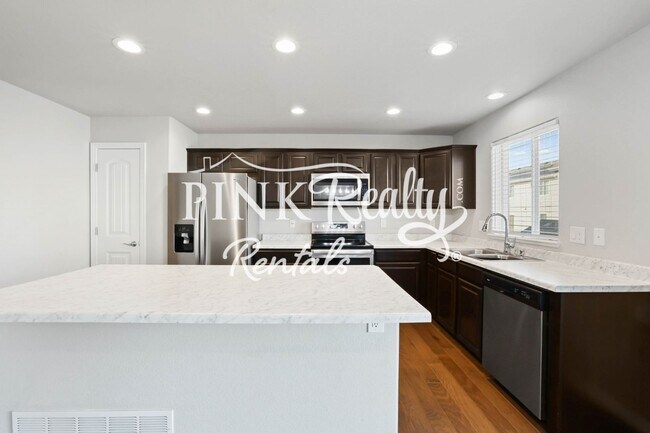 Building Photo - 10970 Rowley Dr