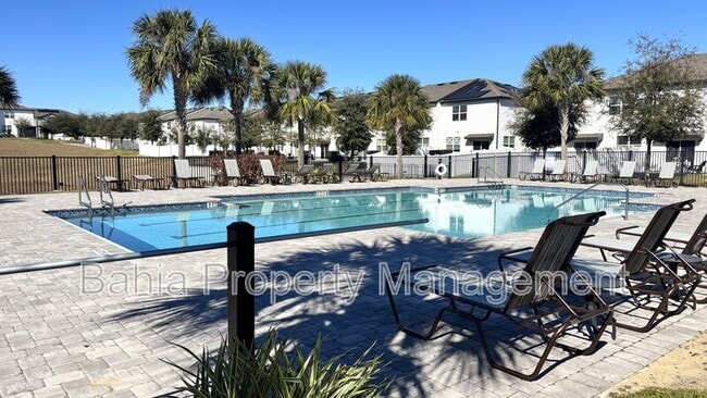 Building Photo - 912 Grandin St