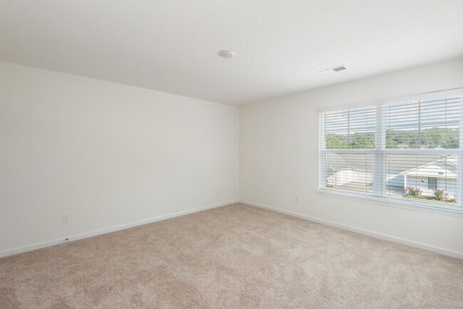 Building Photo - 118 Greystone Way
