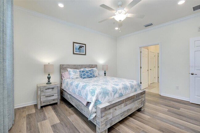 Building Photo - 10063 Crooked Crk Dr