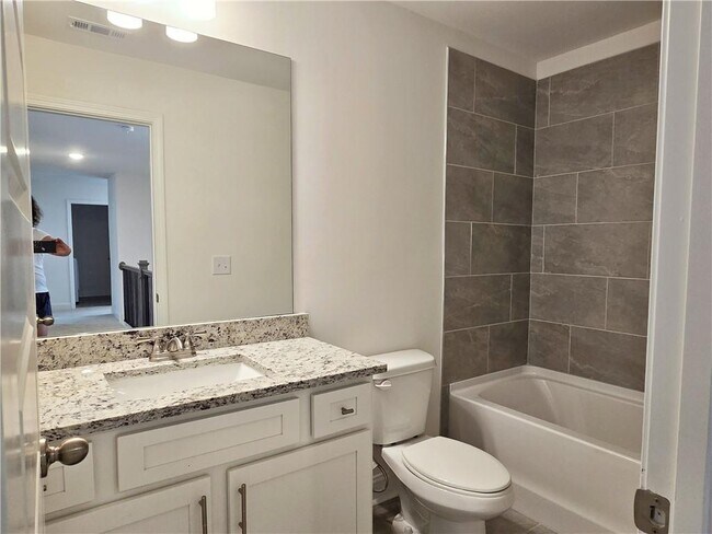 Building Photo - 7372 Rocklin Ln