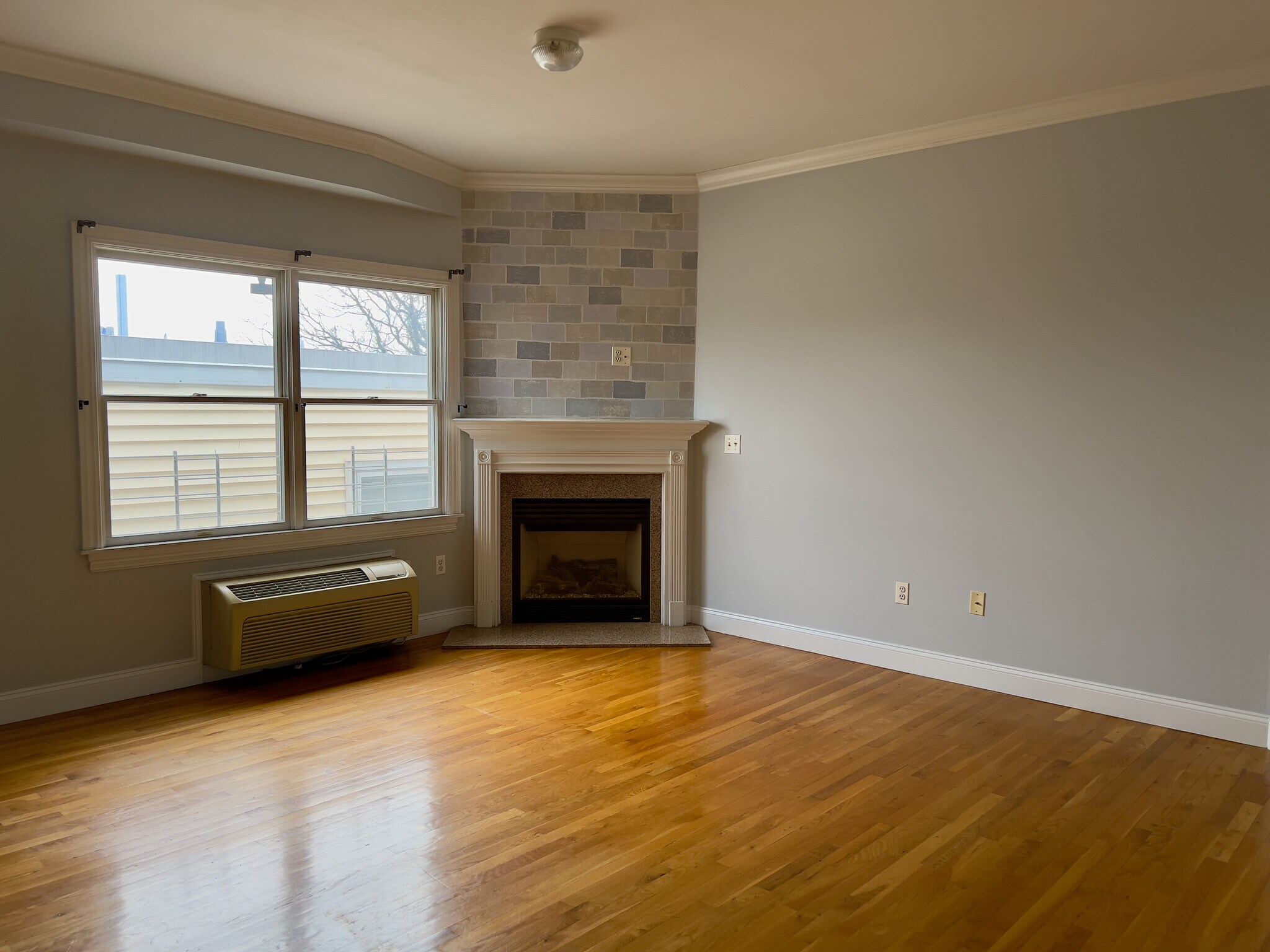 Living Room - 301 68th St